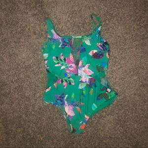 FLORAL ONE PIECE